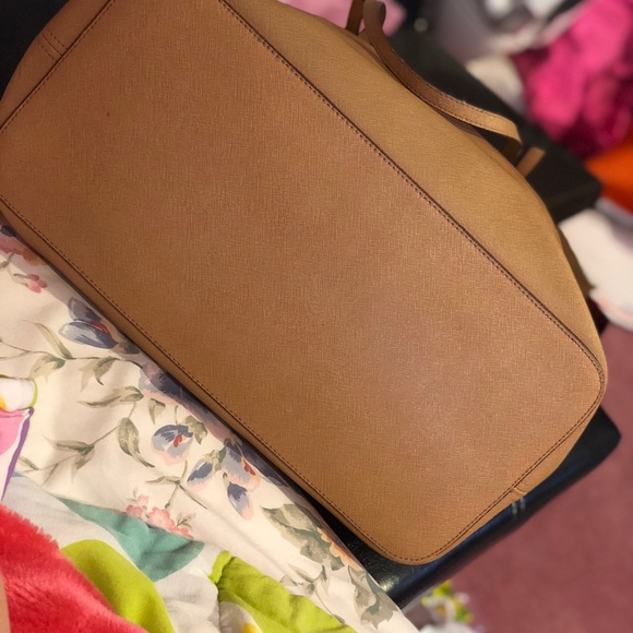 Sold on Ⓜ️ercari Michael Kors Jet Set  Large Purse - Picture 2 of 5